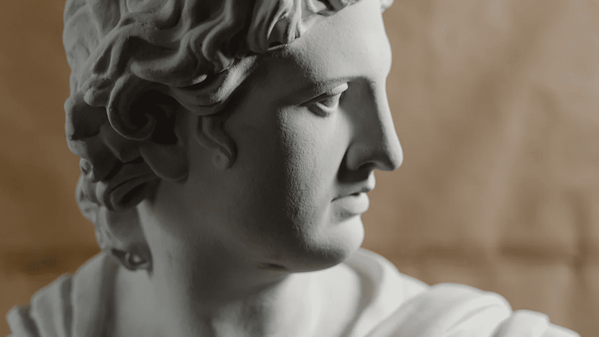 Why is marble a sculptor's favorite for statues